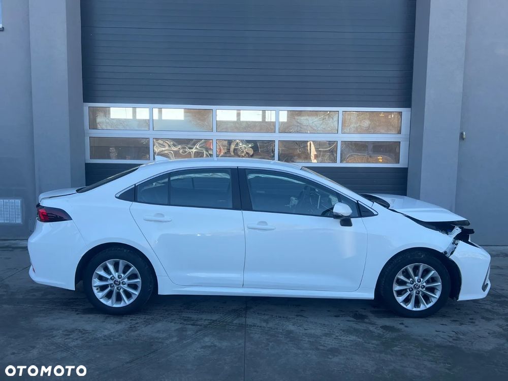 Toyota Corolla 1.6 Comfort - 6