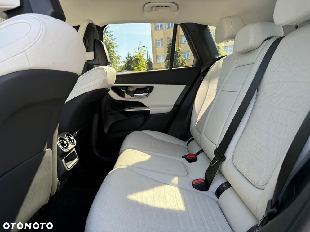 Mercedes-Benz GLC 200 mHEV 4-Matic AMG Line - 13