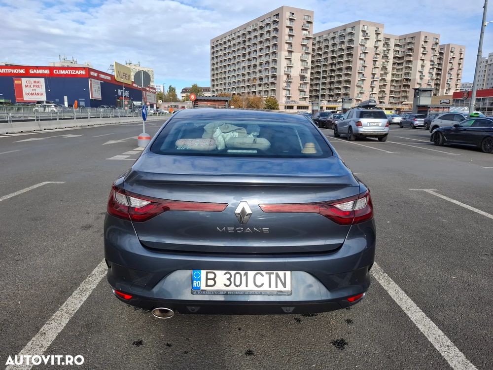 Renault Megane TCe Zen - 4