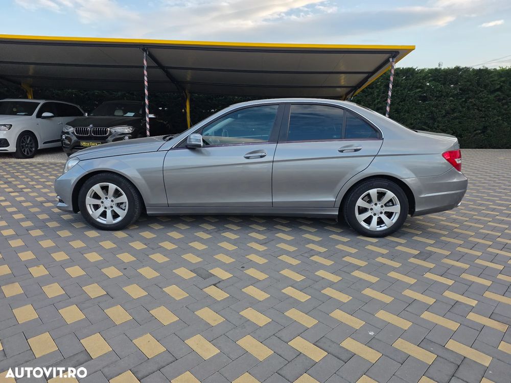 Mercedes-Benz C 220 CDI DPF Automatik BlueEFFICIENCY - 3