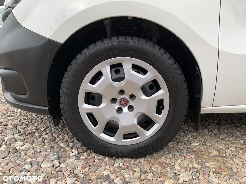 Fiat DOBLO PROFESSIONAL L2H1 Long MAXI VAN WZMOCNIONY Ładowność 961kg, Homologacja cięż. VAT-1, HAK wpinany 1300kg, Alarm, Czujniki parkowania, Halogeny, Podgrzewane fotele, Koła 16' MOCNY SILNIK 1.6 MultiJet, 105KM Emisja spalin Euro-6, Skrzynia biegów 6cio stopniowa! Zabudowa paki, F-VAT23% - 36