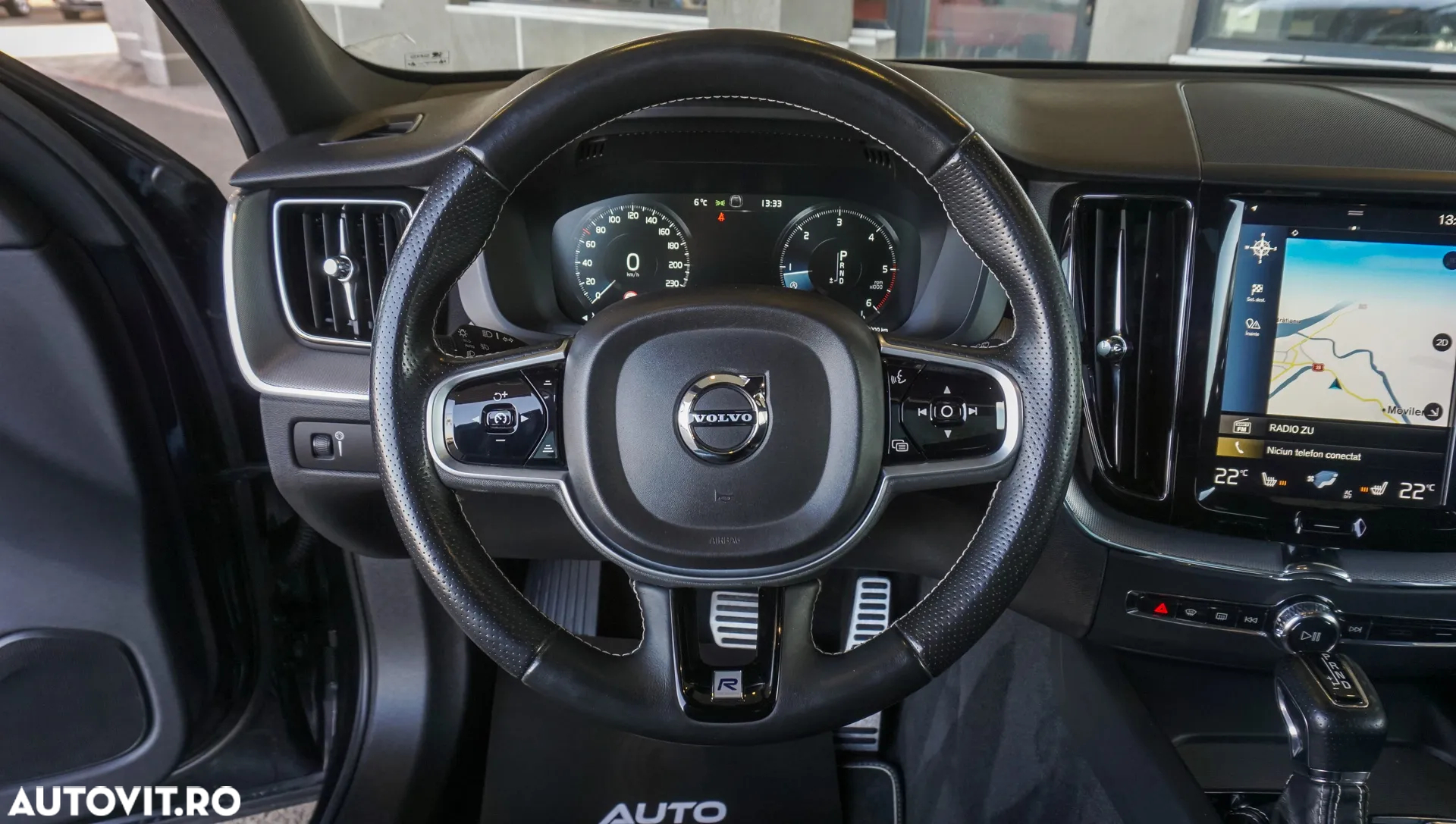 Volvo XC 60 D5 AWD Geartronic RDesign - 16