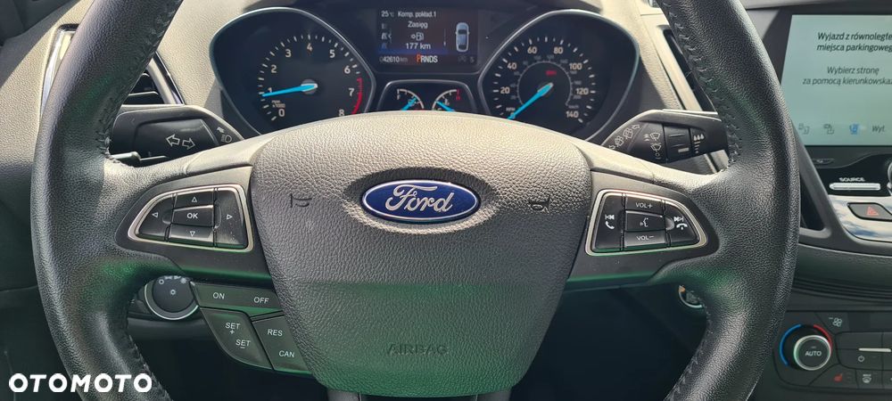 Ford Escape 2.0 EcoBoost AWD Titanium - 27