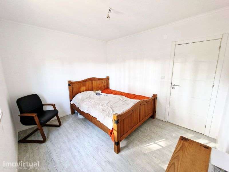 Moradia T2+2 Lagoa de Albufeira          Por favor leia a descrição. - Grande imagem: 5/12