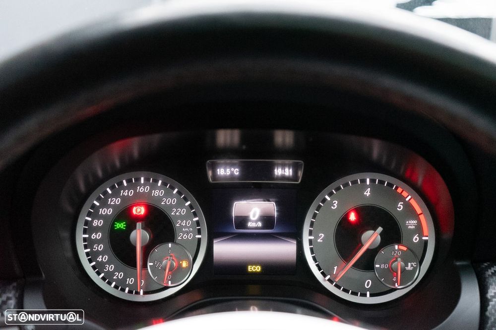 Mercedes-Benz A 180 d AMG Line - 34