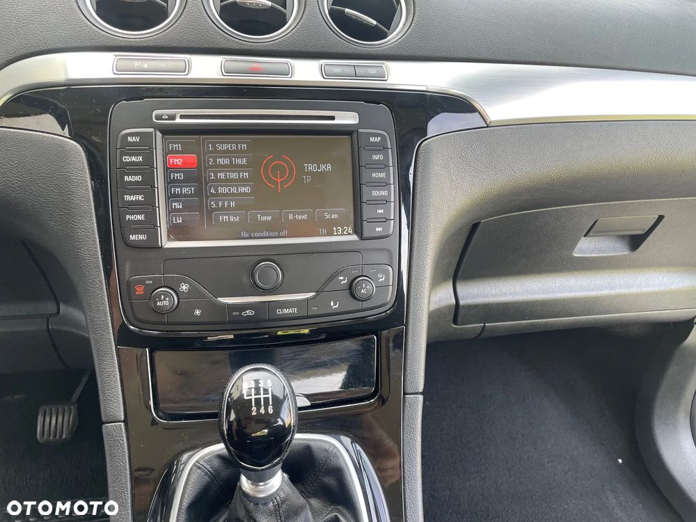 Ford S-Max 2.0 TDCi DPF Titanium - 17