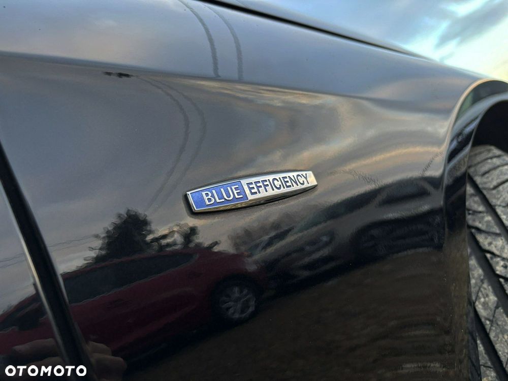 Mercedes-Benz Klasa E - 11