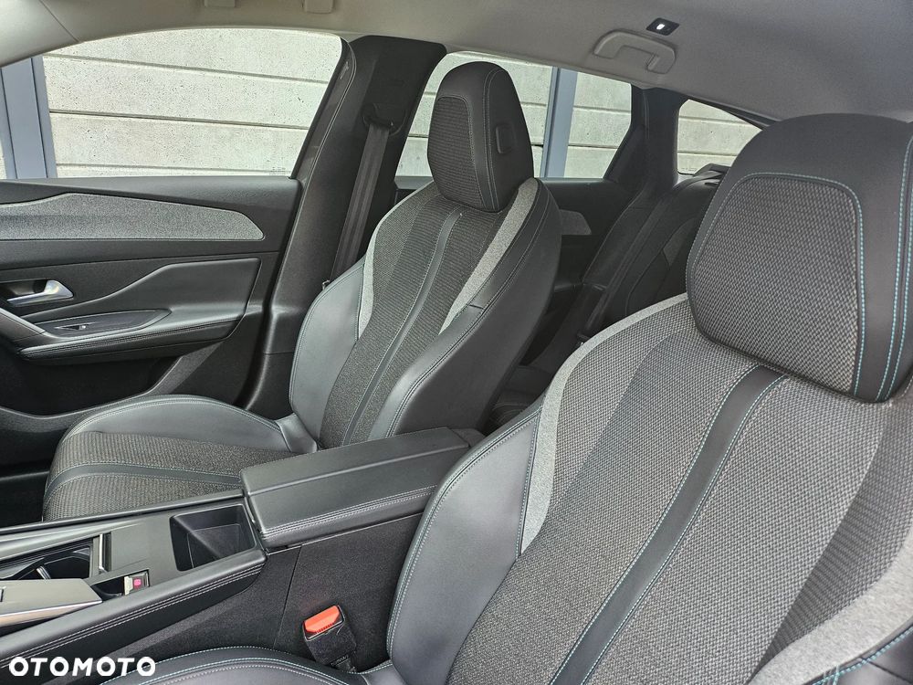 Peugeot 308 - 17