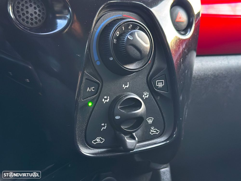 Toyota Aygo 1.0 X-Cite - 20