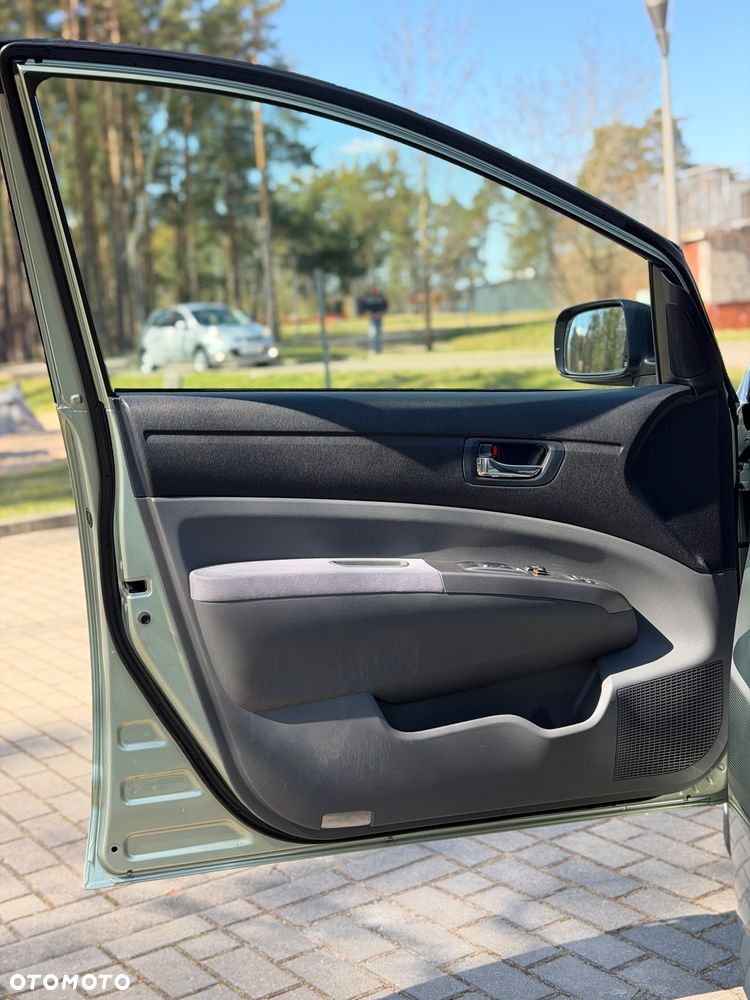 Toyota Prius 1.5 VVT-i Sol - 22