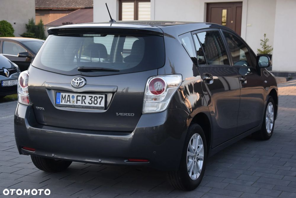 Toyota Verso - 14