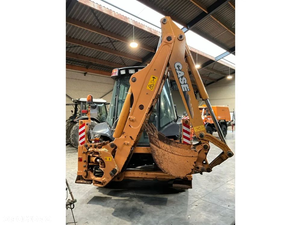 Case 580 Super M - 5