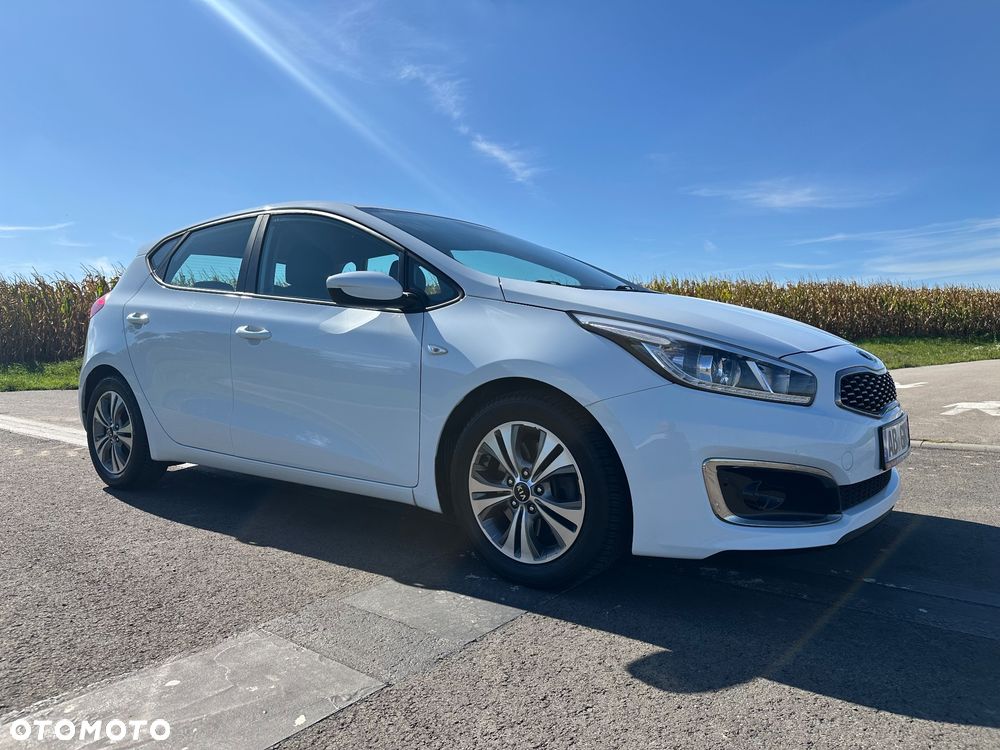 Kia Ceed 1.4 CVVT Dream Team Edition - 3