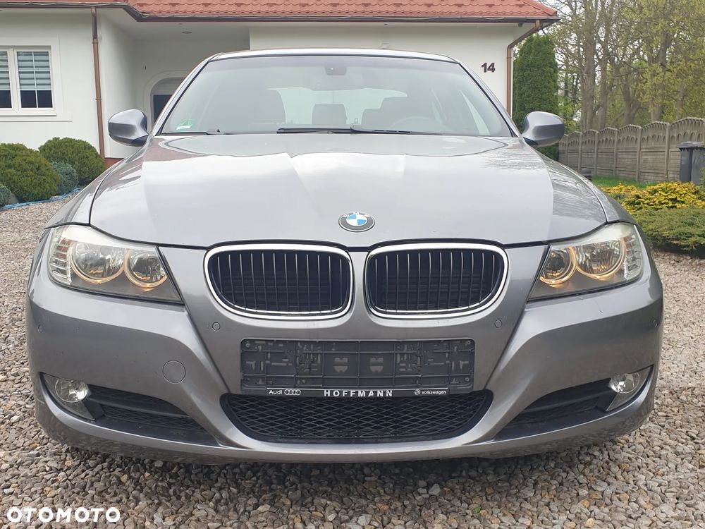 BMW Seria 3 320i Edition Lifestyle - 2