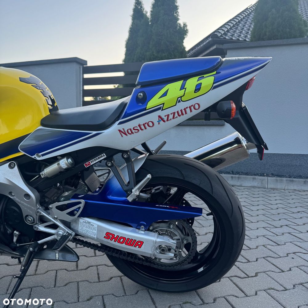 Honda CBR - 3