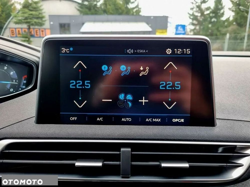 Peugeot 3008 1.2 PureTech Allure S&S - 23