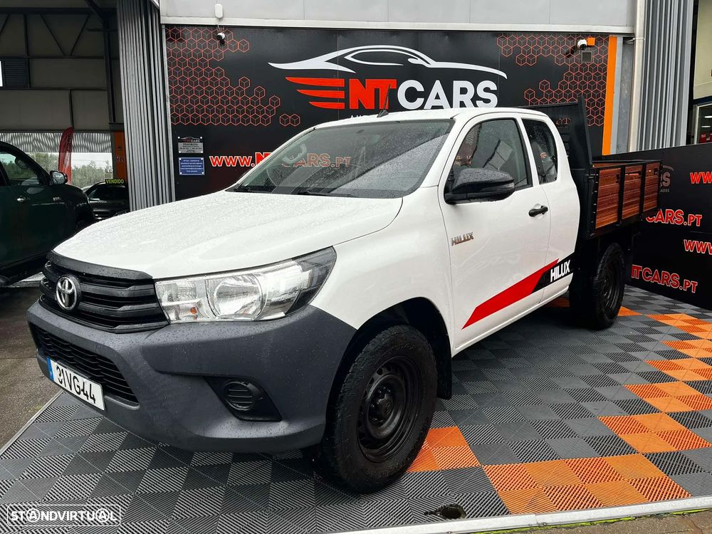Toyota hilux 2.4 d-4d 2wd ce 3l