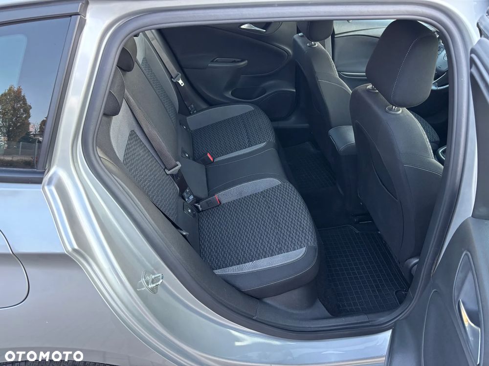 Opel Astra V 1.5 CDTI Edition S&S - 8