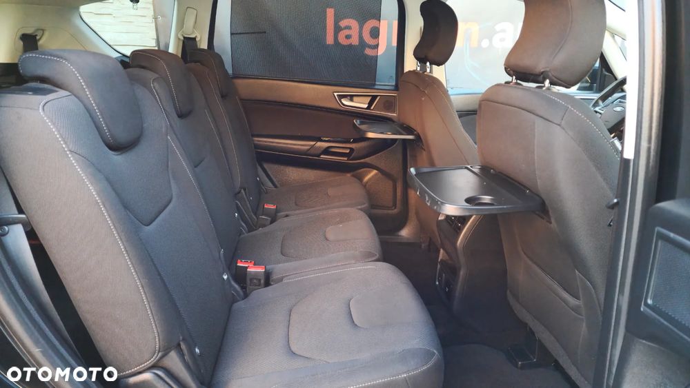 Ford S-Max - 18