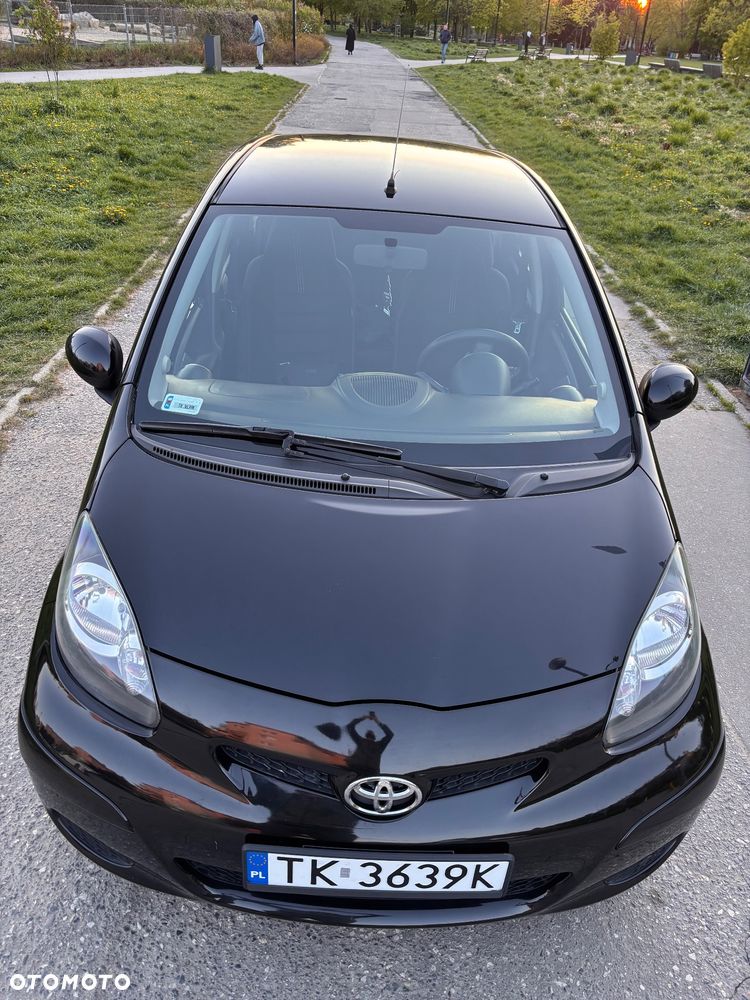 Toyota Aygo Black - 12
