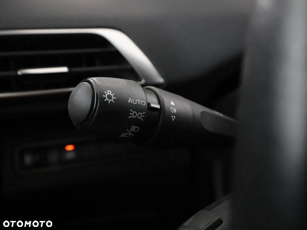 Peugeot 5008 1.2 PureTech Active Pack S&S - 35