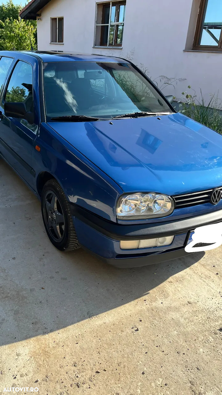 Volkswagen Golf - 4