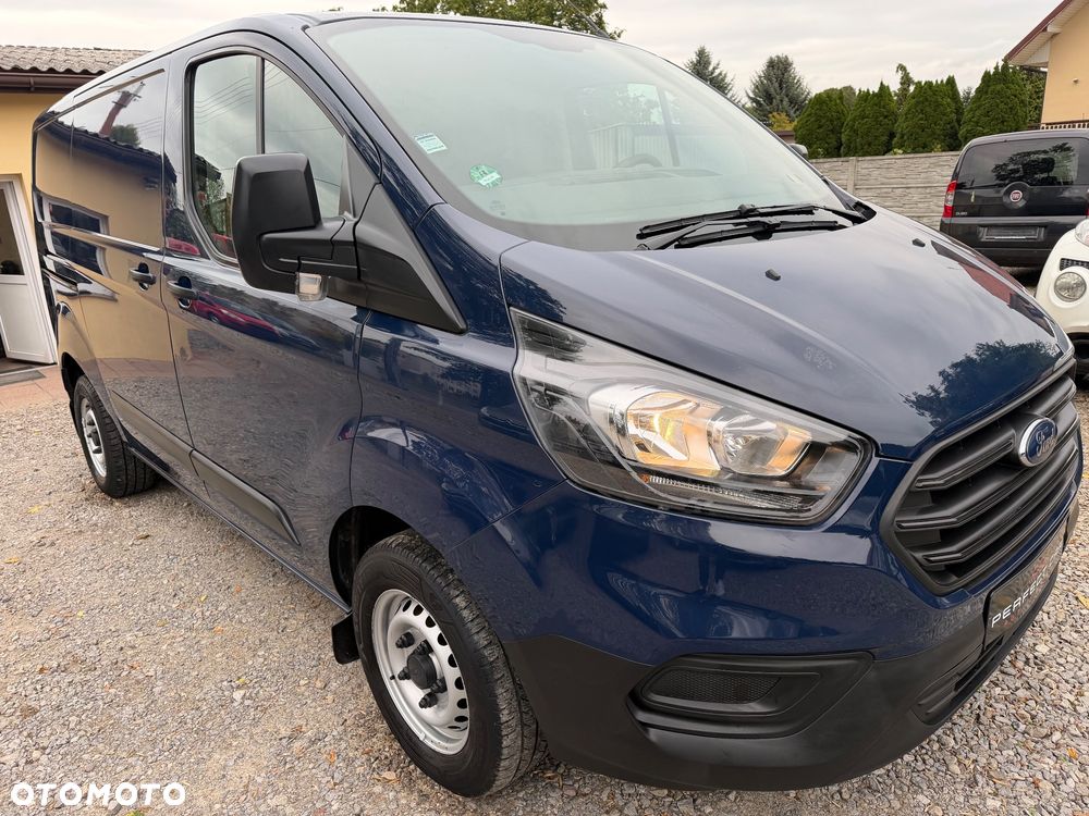 Ford TRANSIT CUSTOM - 27