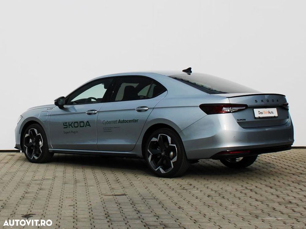 Skoda Superb 1.5 TSI 150 CP DSG PHEV Sportline - 4