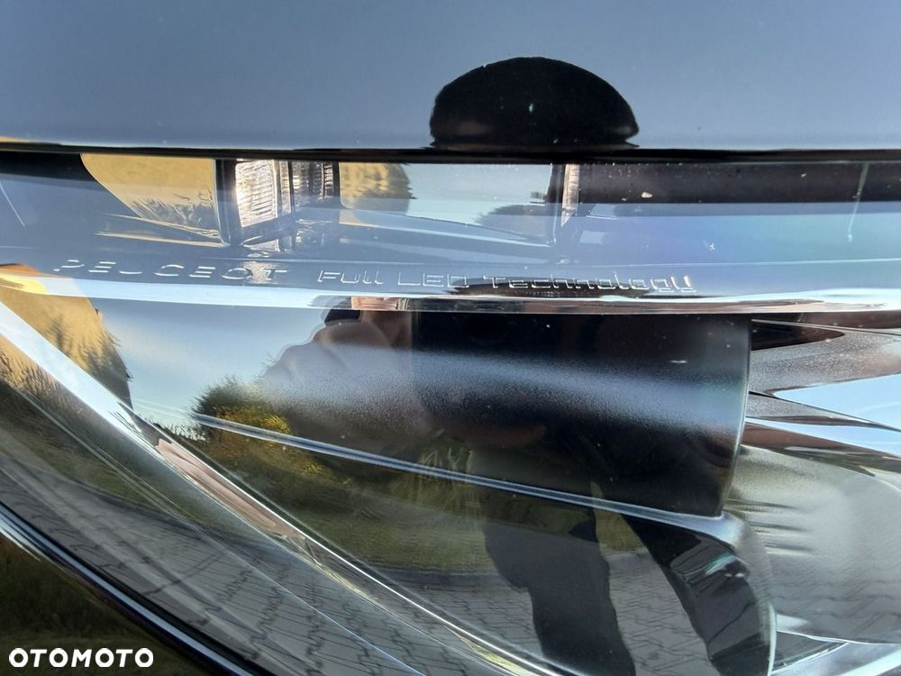 Peugeot 308 BlueHDi 180 EAT8 Stop & Start GT - 28
