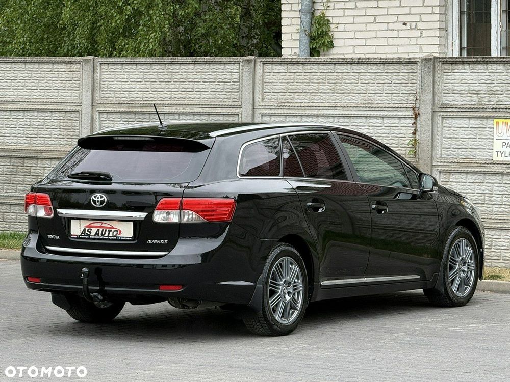 Toyota Avensis 1.8 Executive - 39