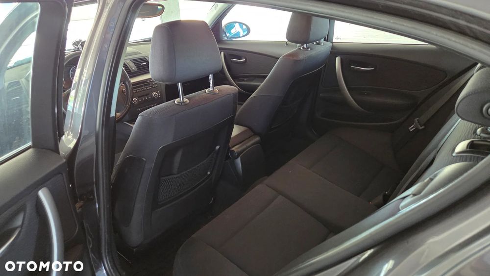 BMW Seria 1 - 12