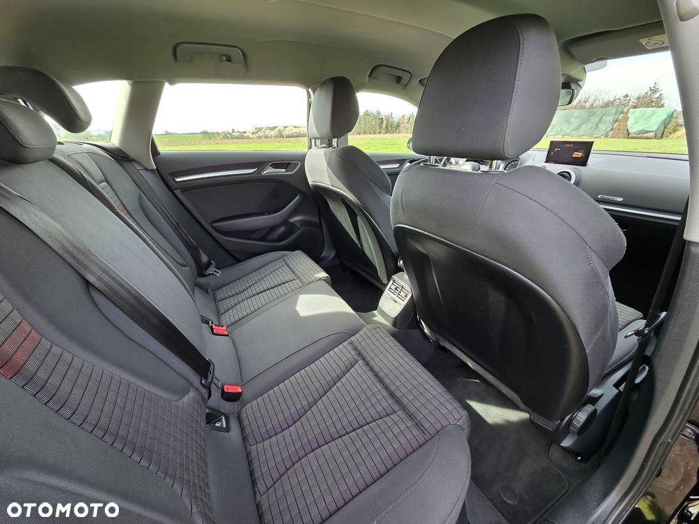 Audi A3 Sportback 1.4 TFSI S tronic Ambiente - 9