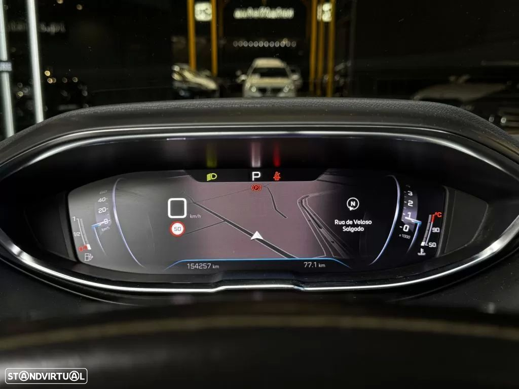Peugeot 5008 BlueHDI 130 EAT8 Active Pack - 38