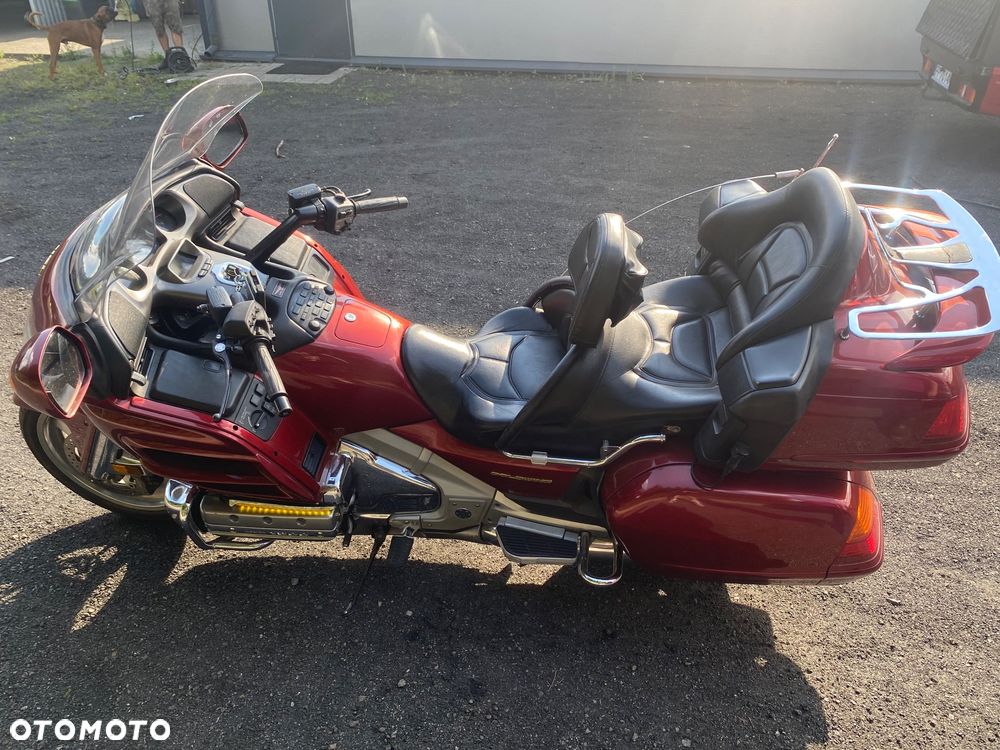 Honda GL - 12