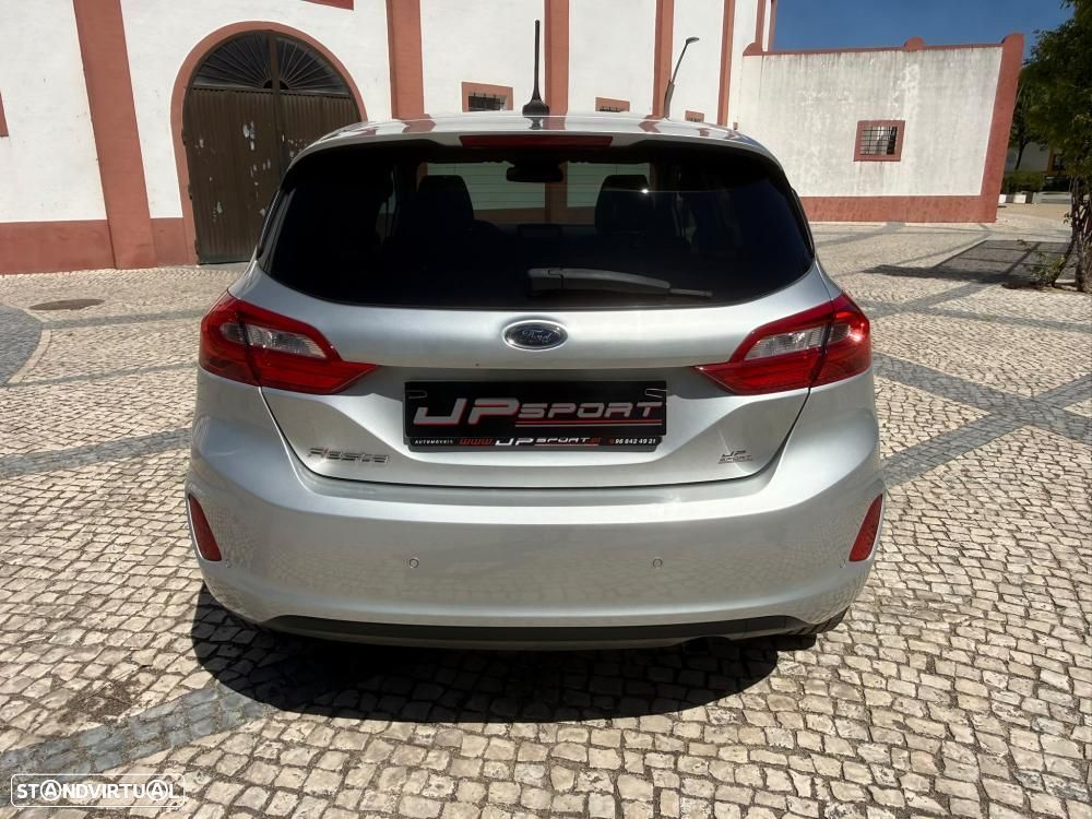 Ford Fiesta 1.0 EcoBoost Titanium - 5