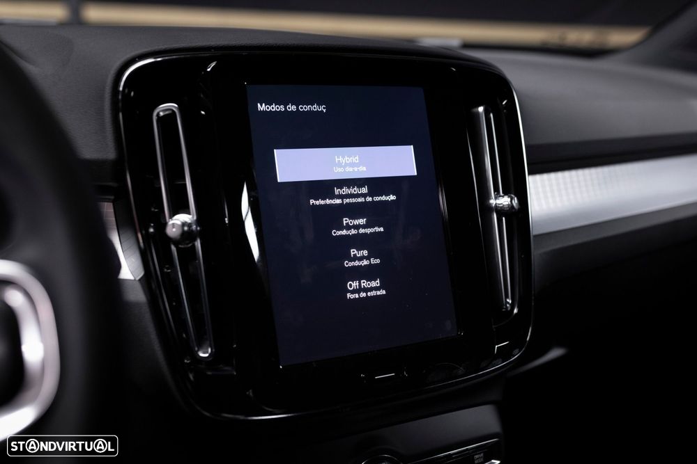 Volvo XC 40 - 23