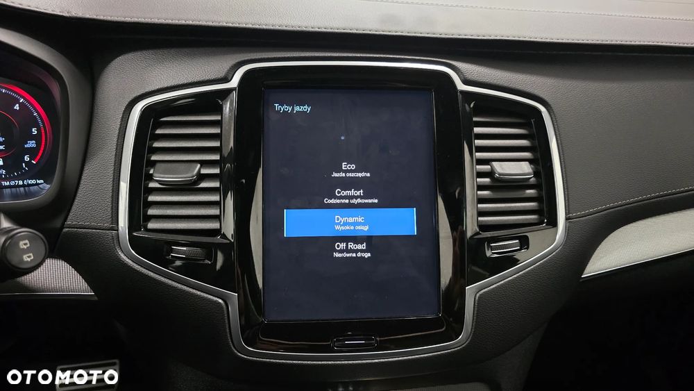 Volvo XC 90 B5 D AWD Plus Dark - 33