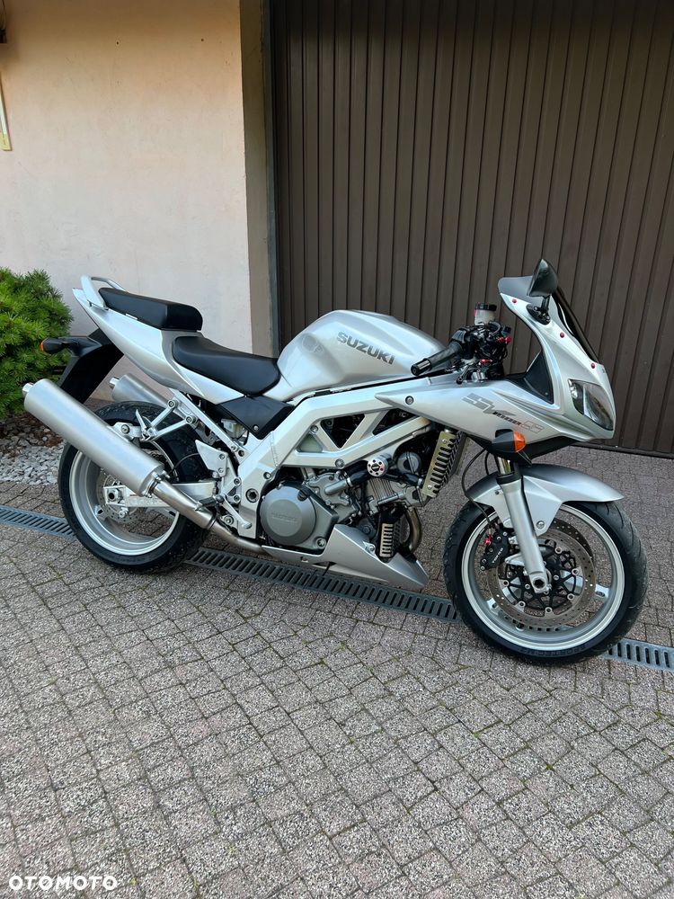 Suzuki SV - 11