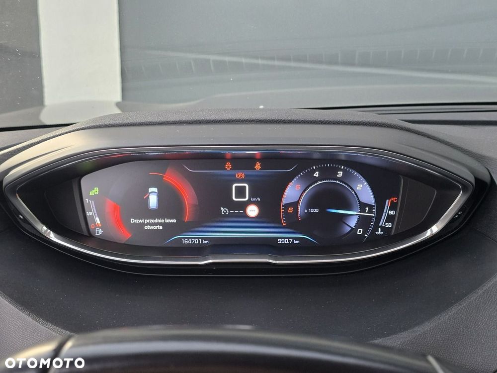 Peugeot 3008 1.6 BlueHDi Allure S&S - 40