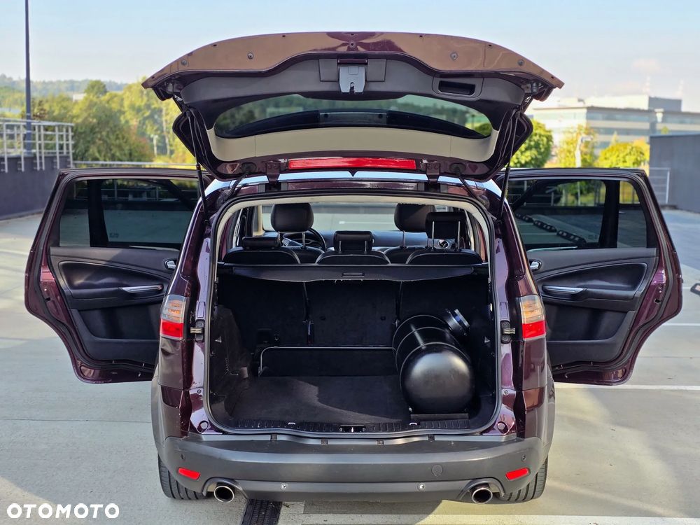 Ford S-Max 2.5 Titanium - 9