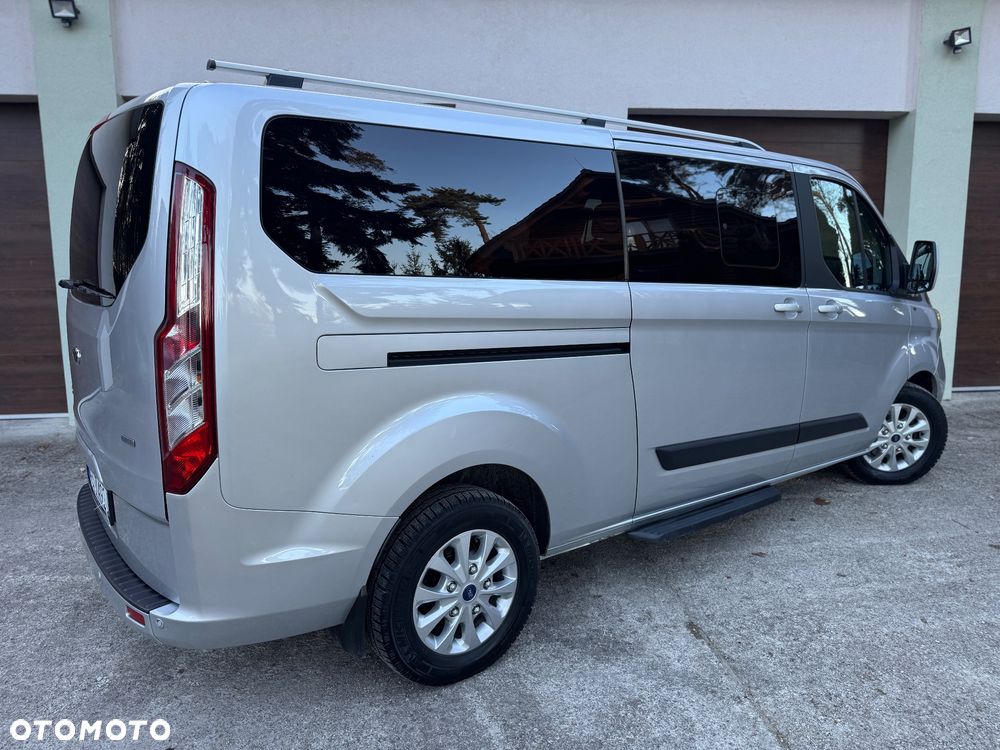 Ford Tourneo Custom 2.0 EcoBlue L2 Titanium - 11