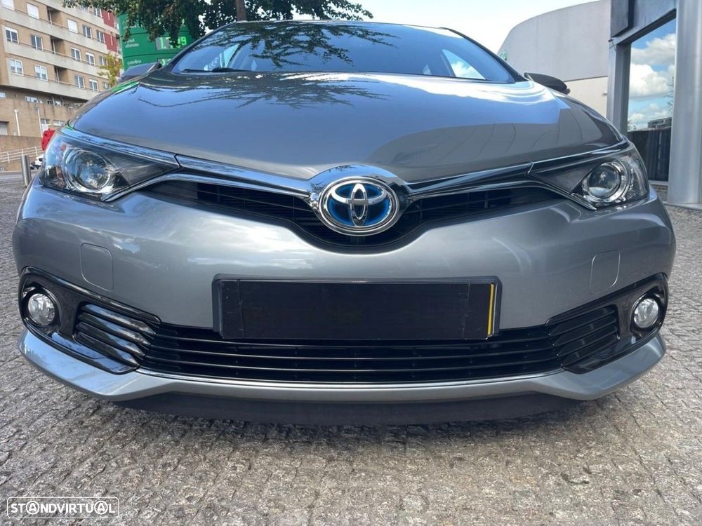 Toyota Auris 1.8 HSD Comfort +P.Techno+P.Sport - 37