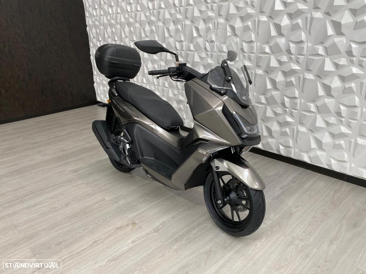 Kymco Skytown - 2