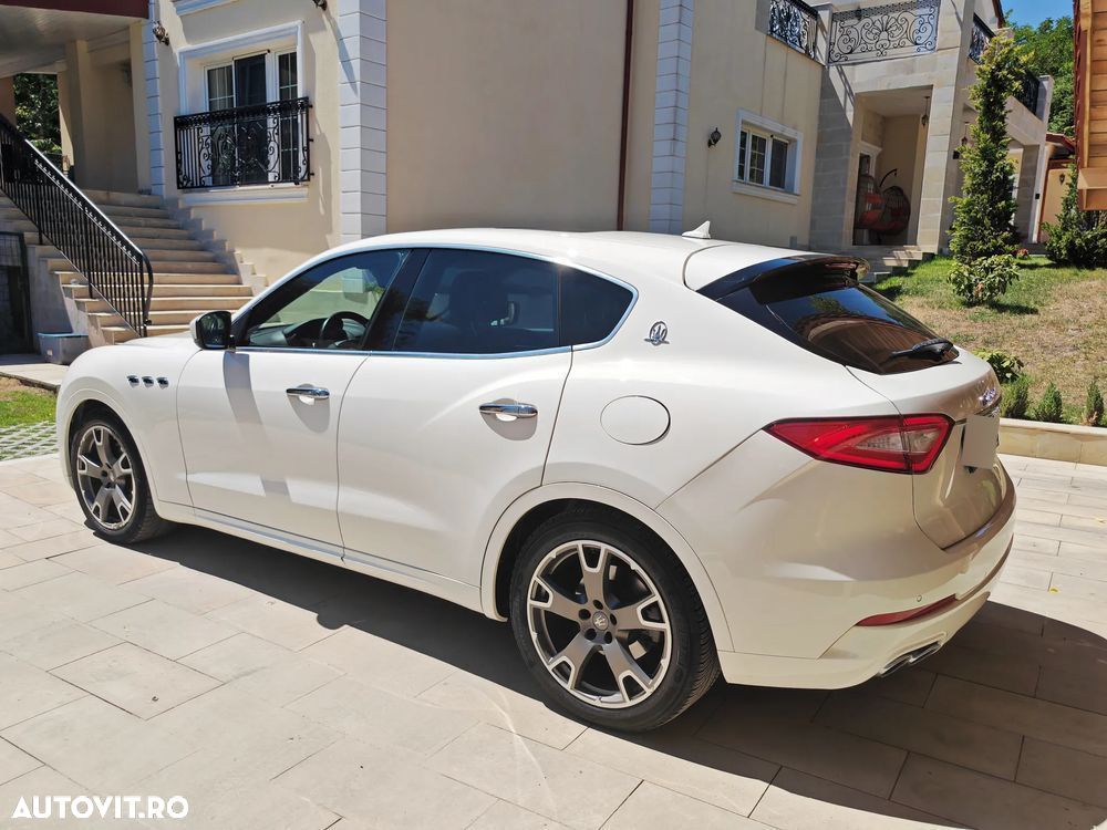 Maserati Levante - 15