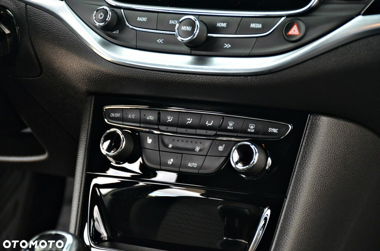 Opel Astra - 25