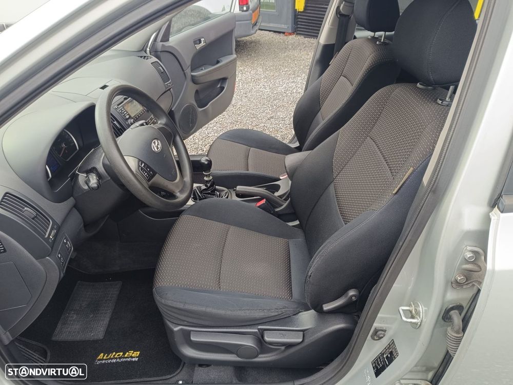 Hyundai i30 1.6 CRDI Classic - 6