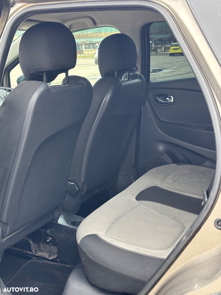 Renault Captur - 26
