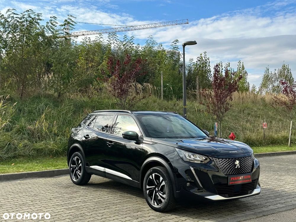 Peugeot 2008 BlueHDi 130 Allure S&S EAT8 - 19