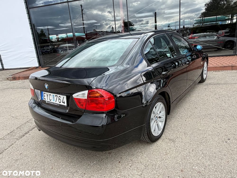 BMW Seria 3 320i Edition Lifestyle - 9