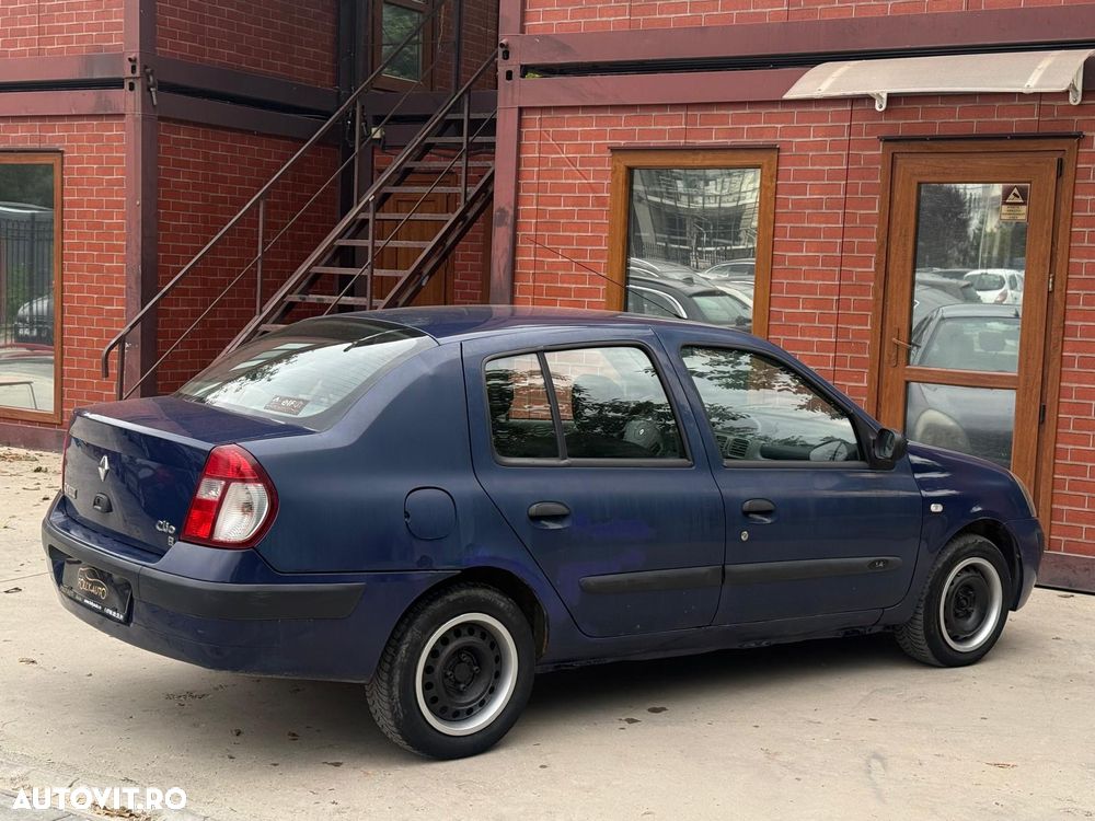 Renault Clio - 28